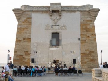 Dialoghi tra mare e vento